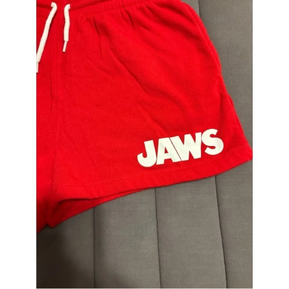 super comfy and thick material shorts. - Picture 3 of 4